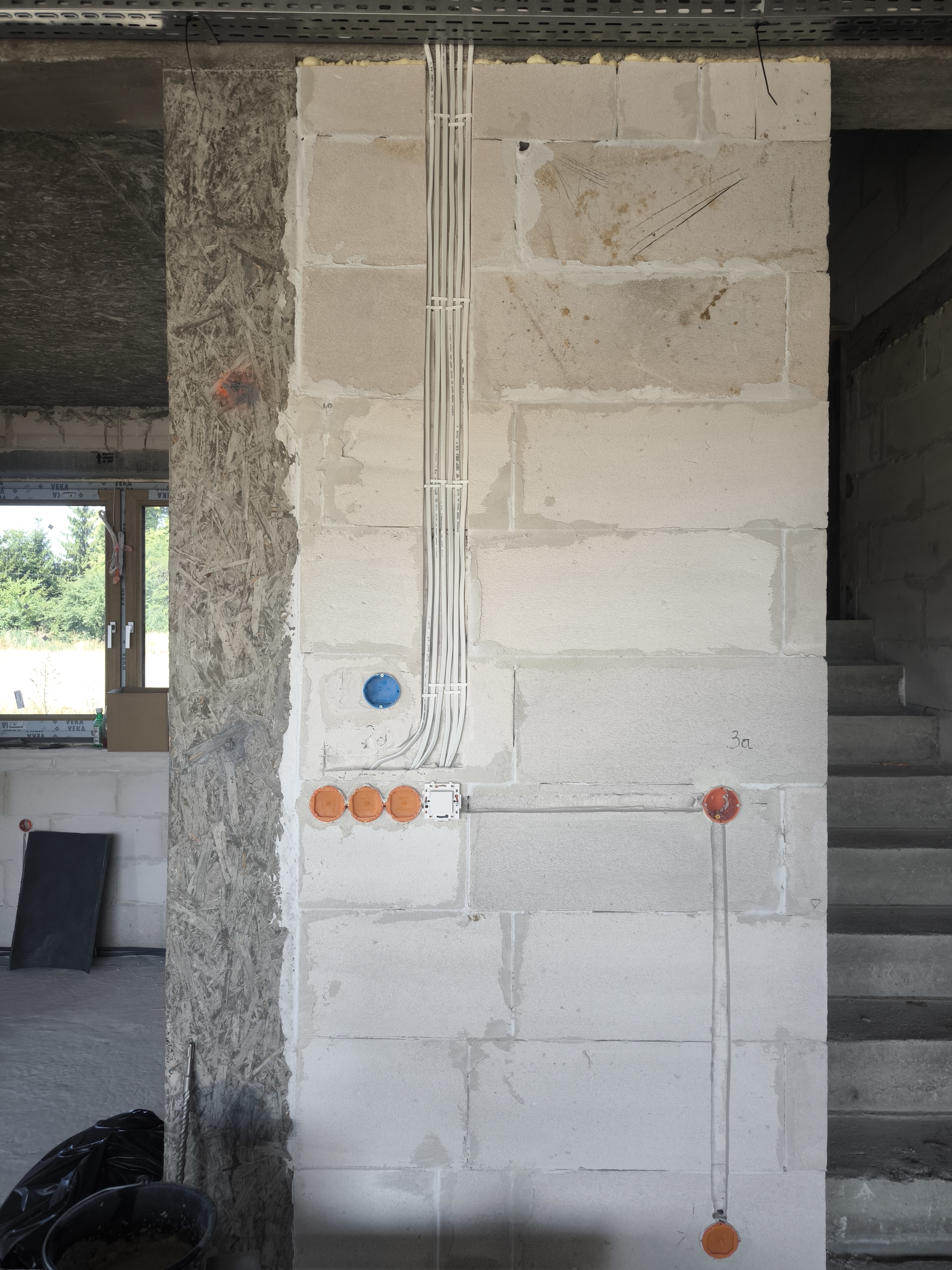 Montaż paneli fotowoltaicznych — instalacje PV